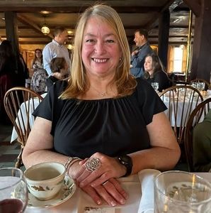 Meet your Posher, Gynette